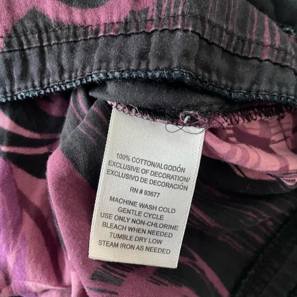 a.n.a Whimsy Floral Cotton Puffy Sleeve Blouse Size Large - Picture 7 of 7